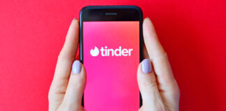 Ποινή φυλάκισης 19 ετών αντιμετωπίζει ο «βιαστής του Tinder» που κατέστρεψε 17 ζωές