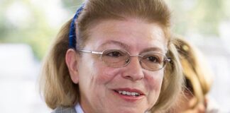 Χαλκιδική: Εγκαινιάστηκε το αναβαθμισμένο Σπήλαιο των Πετραλώνων